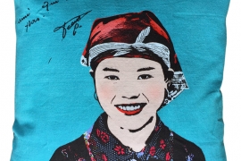 Cushion cover printed Vietnamese ethnic woman 3